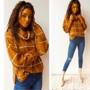 Lumiere off the grid oversized cowl neck  sweater, size Medium